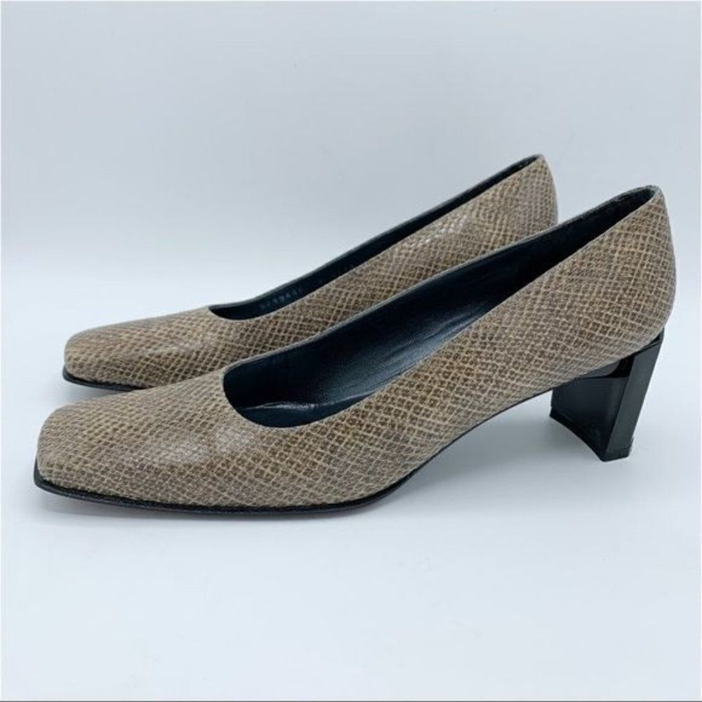 Stuart Weitzman Taupe Natural Diamondback Snakeskin Pumps 8 AAA